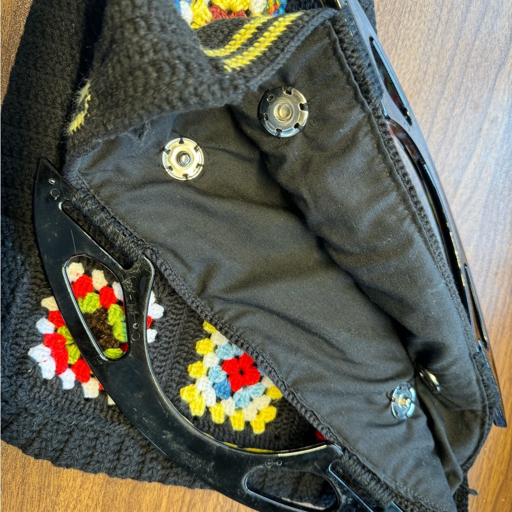 Handbag - Picture 2 of 2